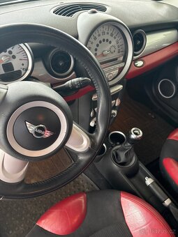 Mini Cooper 1,6 - 5