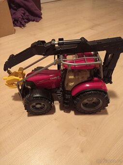 Lesní traktor Bruder. - 5