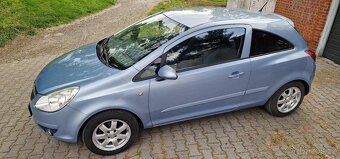 Opel Corsa D 1,2 16V 3dv, manuál, rok 2007 - 5