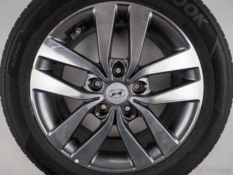 Hyundai i30 - Originání 16" alu kola - Letní pneu - 5