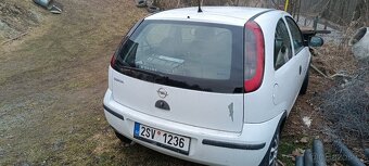 Opel Corsa 1,0 12V - 5
