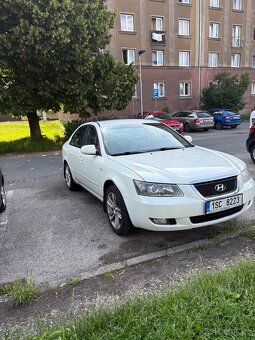 Hyundai Sonata - 5