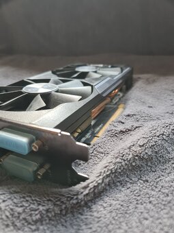 Sapphire NITRO R9 380 AMD Radeon 4GB DDR5 - 5