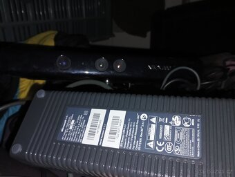 Xbox 360 včetně Kinectu - 5