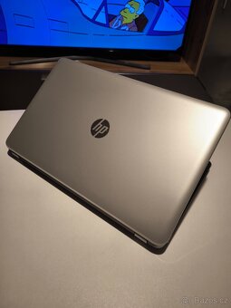 HP Pavilion 17 e123sg - 5
