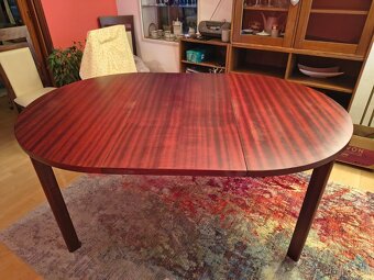 Jídelní stůl rozkládací z masivu - kulatý - 5