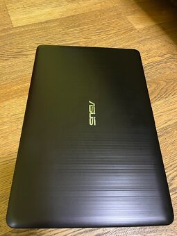 Notebook Asus Windows 11 256G SSD za symbolickou cenu - 5