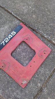 Zetor 7245 kapotáž - 5