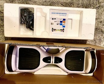 Nový elektrický hoverboard Led Bluethooth. - 5