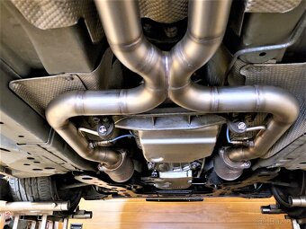 GM Bitter 6.0 V8 duální Cat-Back nerezový výfukový systém - 5