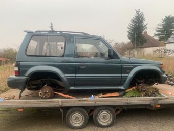 Mitsubishi Pajero 2 - náhradní díly - 5