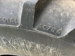 Pneu 680/65 R32 - 5