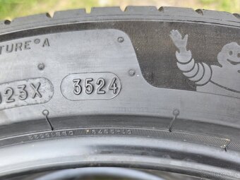 Téměř nové letní pneu Michelin e.primacy 2 225/45/19 - 5