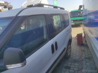 FIAT DOBLO 1,3 66kw r.v.2010 - 5
