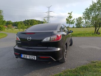 Mazda 3 1.6 benzín - 5
