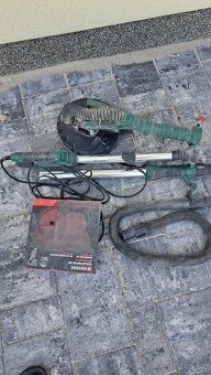 Elektrická bruska na sádrokartonové stropy a zdi - 5