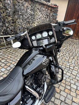 HARLEY DAVIDSON Street Glide Special, FL3 - 5