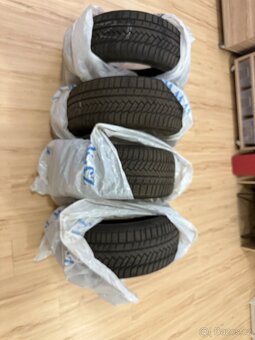 Pneu Continental 225/40 R18 - 5