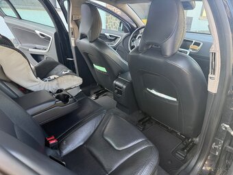 Volvo s60 2010 D3 120kw - 5