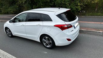 I 30 Combi, 1.6, 2016 Koupeno v ČR - 5