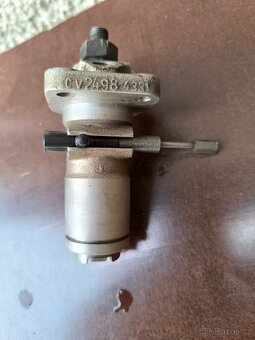 Prodám vstřikovací čerpadlo na TK - 5