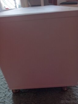 Stolek Ikea na kolečkách - 5