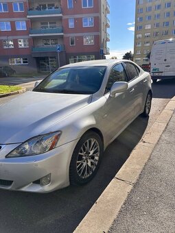 Lexus is 220 - 5