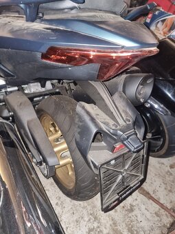 Yamaha Tmax 560 2022 - 5