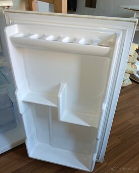 Lednice ECG s mrazicím prostorem - 5