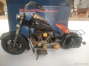 Kovový model - 5