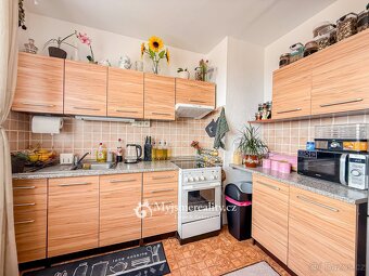 Prodej panelový byt 1+1 se zděným jádrem, 40 m2 - Znojmo, ul - 5