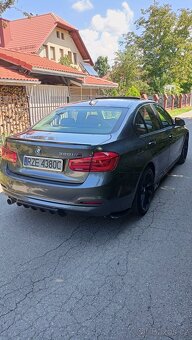 BMW 320i xDrive - 5