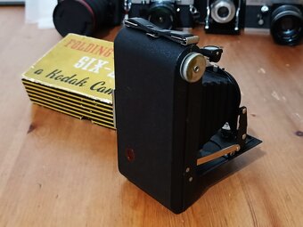 KODAK Foilding "Brownie" SIX-20 by England (1925)+krabička - 5