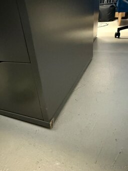 Kancelářské stoly se zásuvkovým dílem ALEX - 5