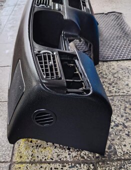 prodám perforovanou palubku z VW Golf 4 (3.5) Cabrio - 5