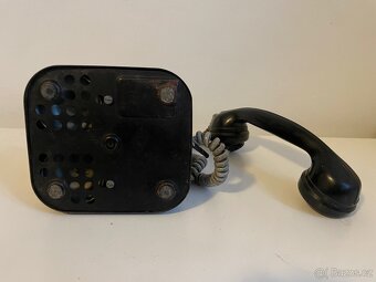 Starý bakelitový telefon - 5