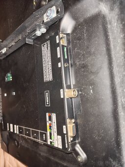 2xTV Samsung UE40D5520, UE32D5500 - 5