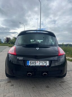 Renault Mégane II RS (Renault Sport) 165kW - 5