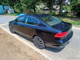 VW Passat Sedan 2,0 TDI, 103kW, koža, manuál - 5