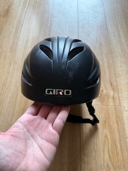 Prodám lyžařskou / snowboard helmu - GIRO - 5
