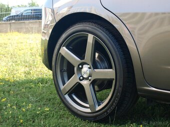 Honda Jazz 1.4 VTec rok.2012 - 5