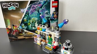 Lego Hidden Side 70418 J.B. a její laboratoř plná duchů - 5