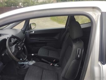 mitsubishi colt 1.3 - 5