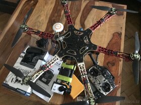 Hexa Dron DJI F550, karbon vrtule, 10ch Futaba - 5