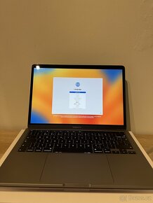 MacBook Pro 2020 Intel i5 16 GB - 5