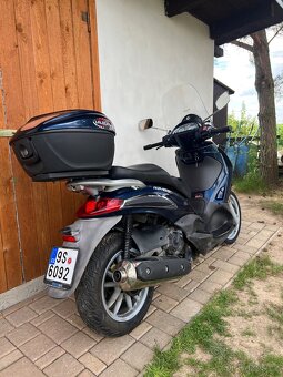 Skútr Piaggio Beverly 500 - 5