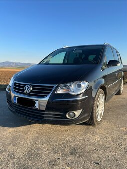 Turan 2.0 tdi - 5