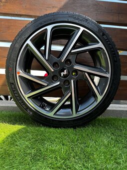 Alu kola 5x114.3 r18 s pneu (N) - 5