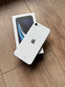 iPhone SE (2020) 64GB - 5