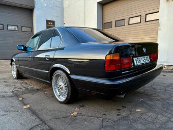 BMW E34 520I SEDAN - 5
